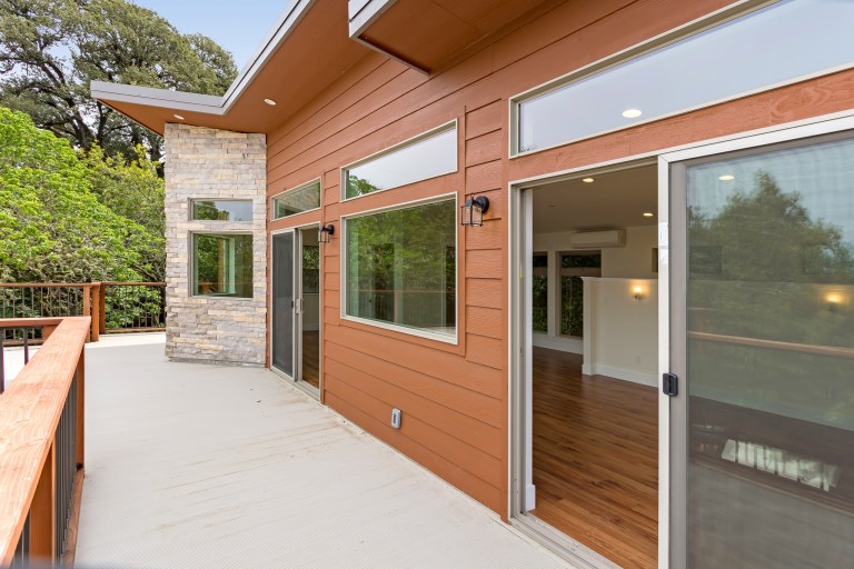 20555_Skyline_Blvd Redwood_City California 33